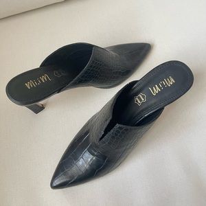 NWB- Miracle Mile Genuine Leather Black Croc Mules